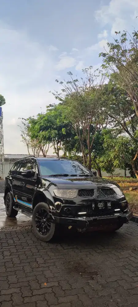 Pajero Sport Dakar Limeted 4x2
