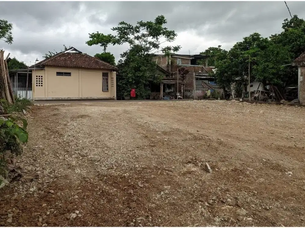 Dekat Sate Pak Pong Tanah Yogyakarta di Pleret
