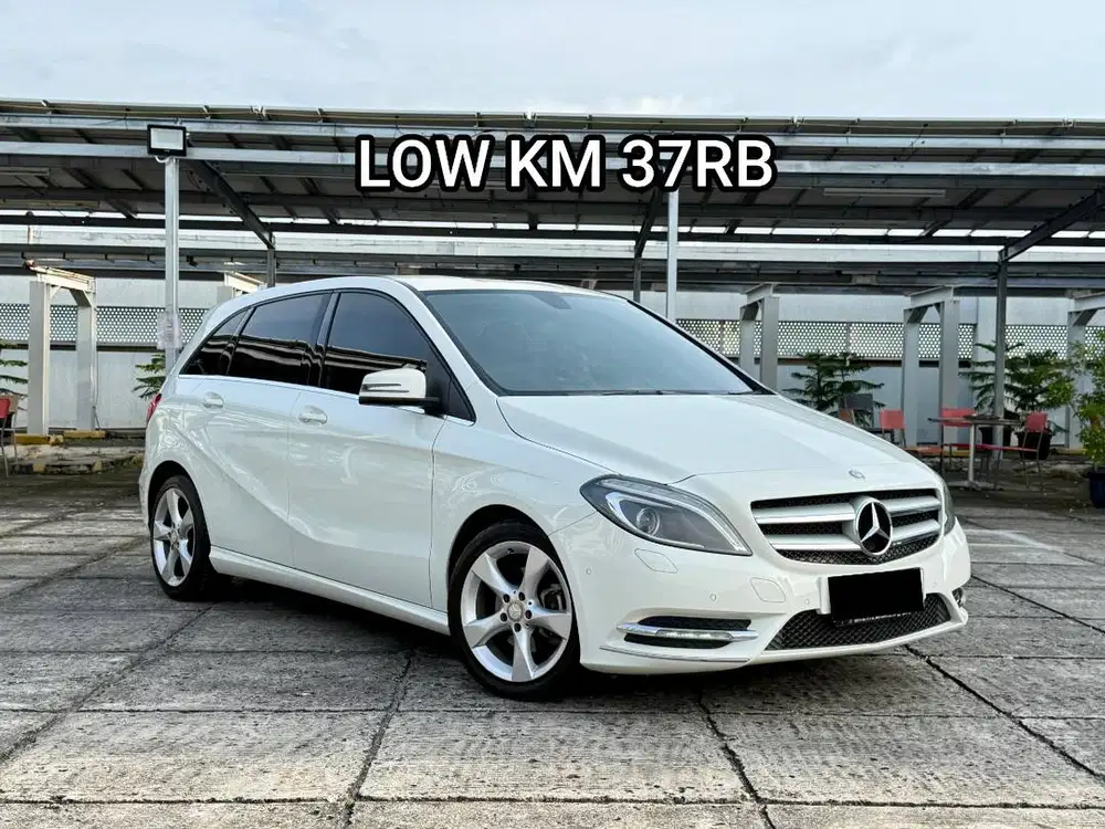 (LOW KM 36RB) MERCEDES BENZ B200 SPORT AT 2014