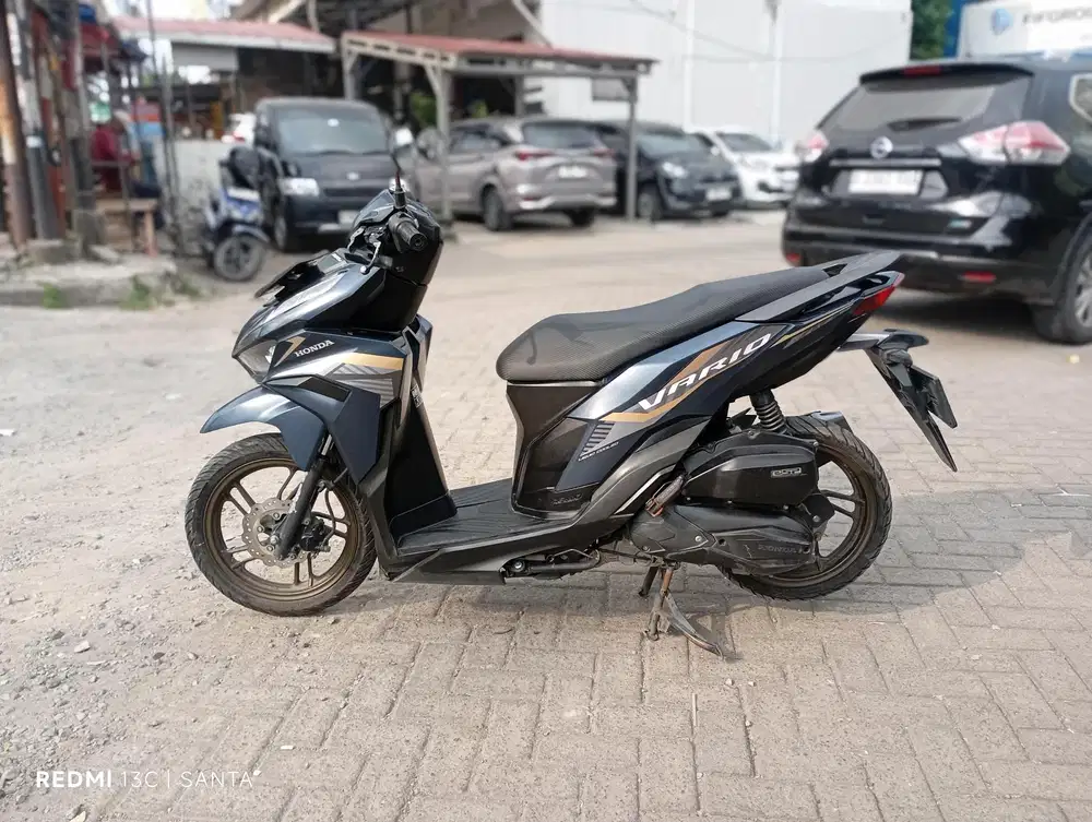 Vario New 125 key les 2023. Km low