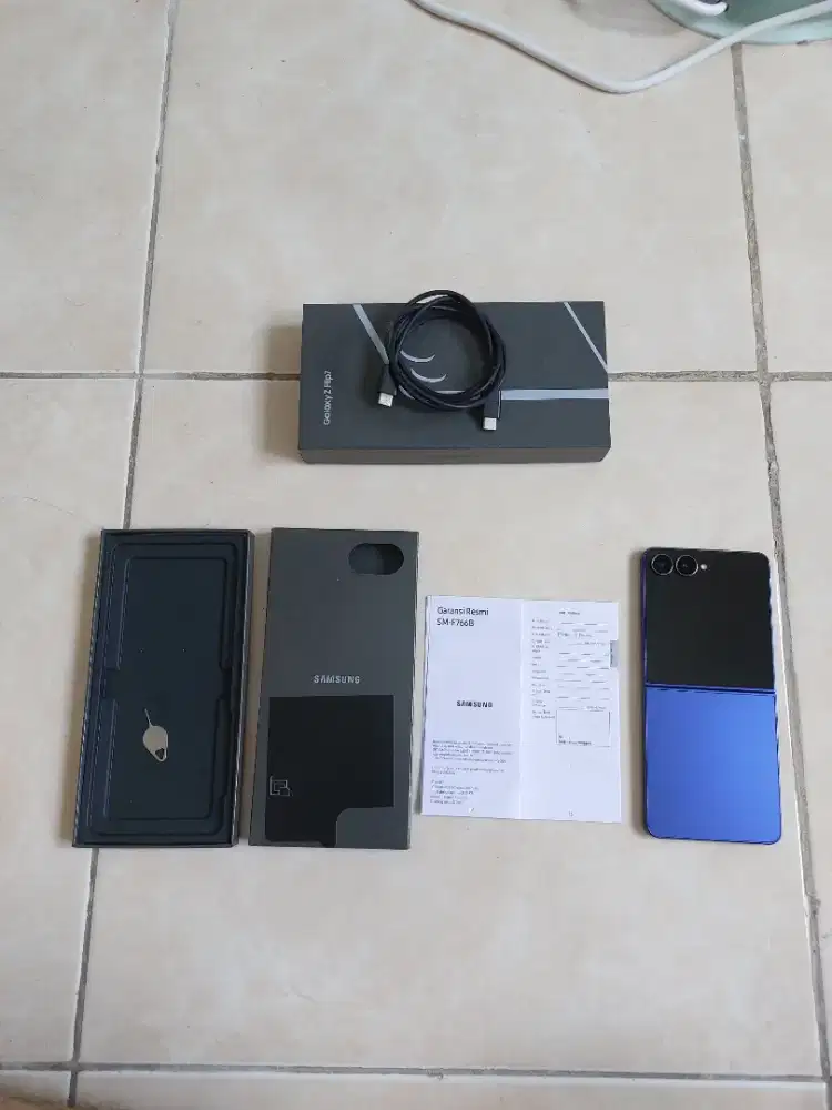SAMSUNG GALAXY Z FLIP 7 12/256GB BLUE GARANSI RESMI SEIN ON 07.2026