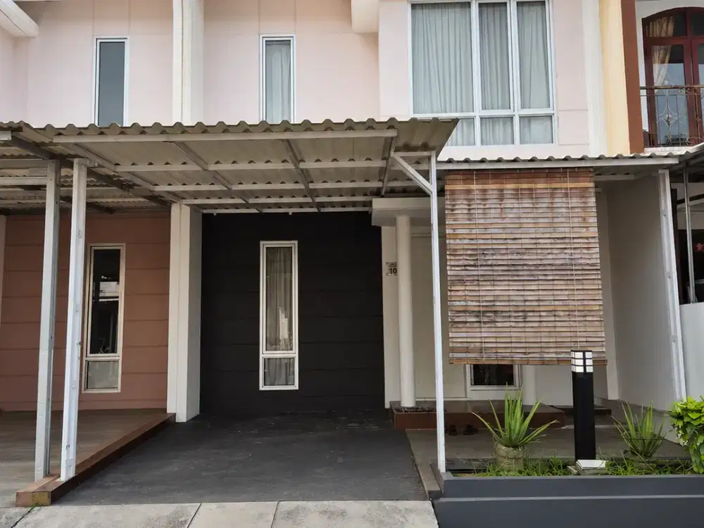 Rumah Cantik & Siap Huni di Sektor 7 Gading Serpong