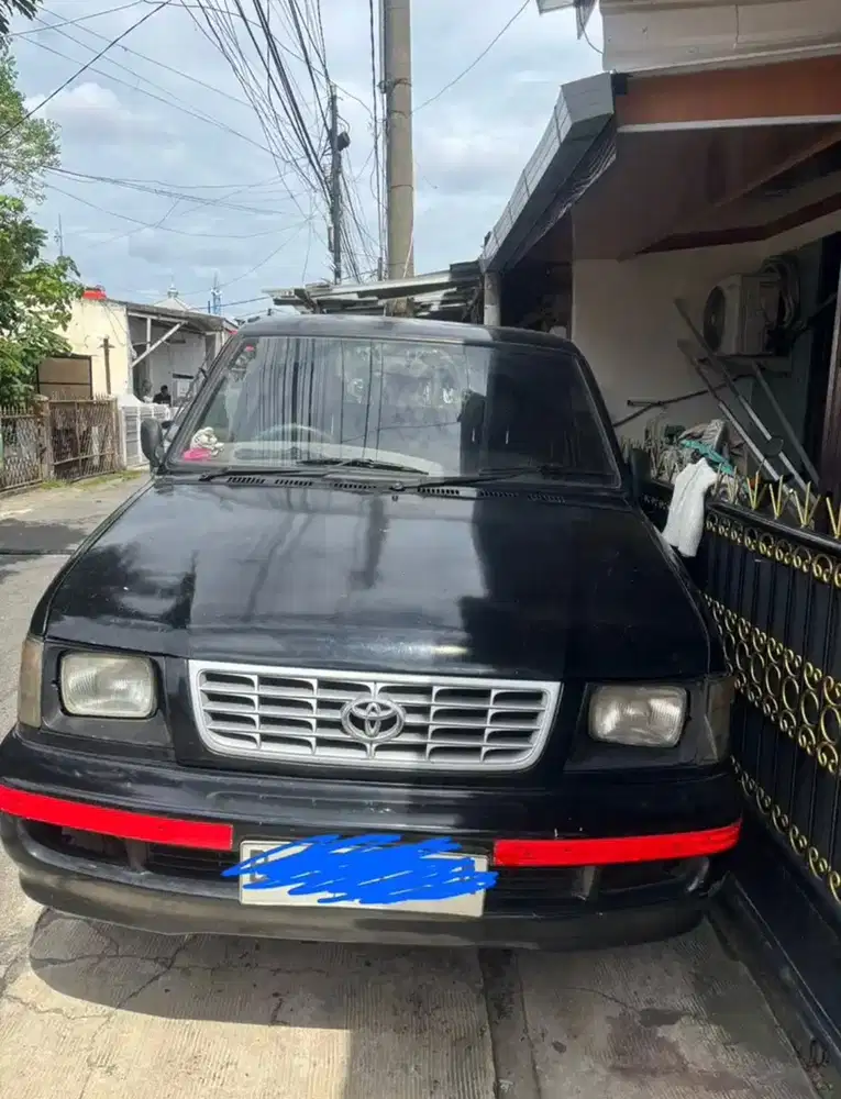 Toyota Kijang 2005 Bensin