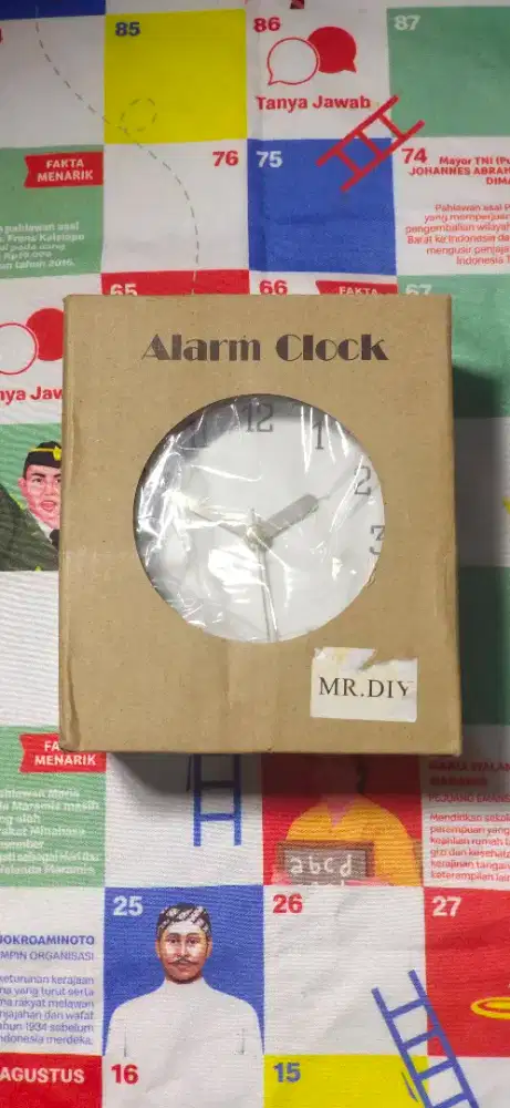 Alarm Clock / Jam