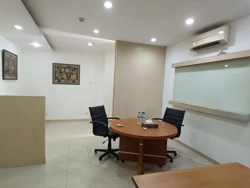 DISEWAKAN RUANG USAHA APT. CERVINO 1 UNIT SEMI FURNISHED