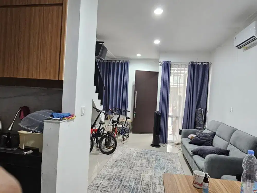 sewa rumah milenial PIK 2 extension uk 4,5x12,5m furnished