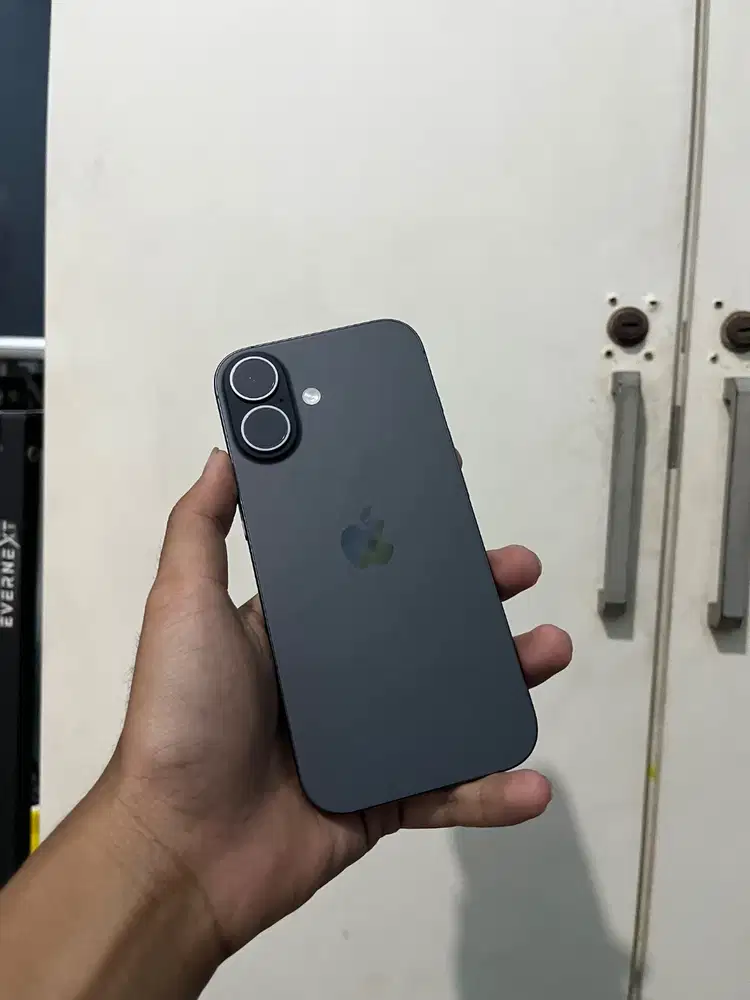 iPhone 17 256Gb iBox