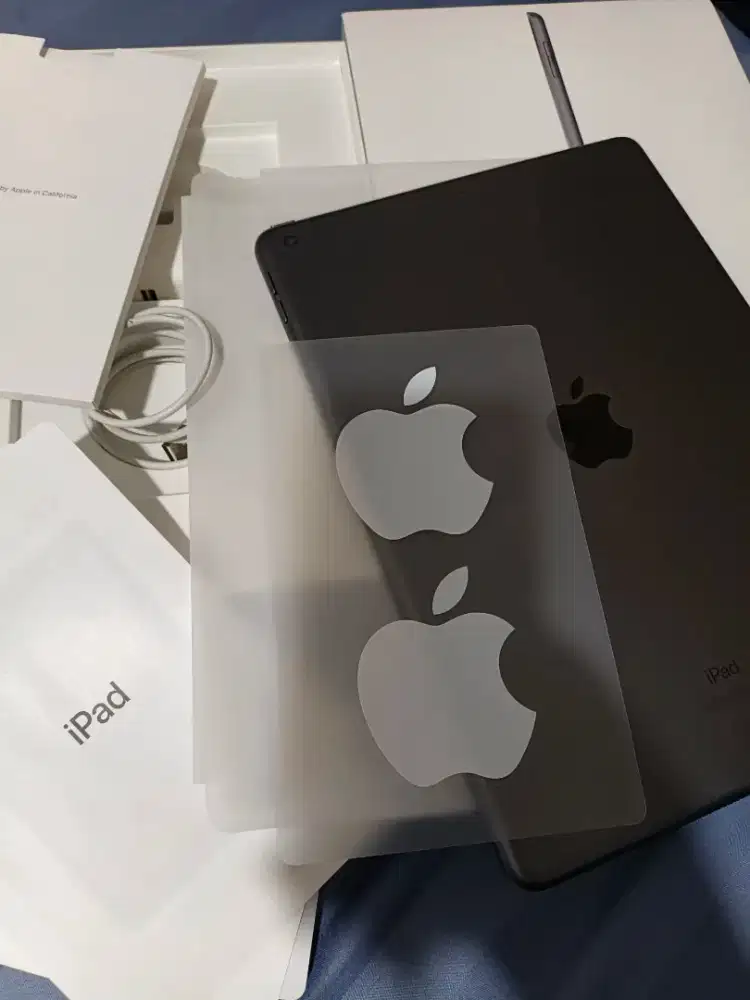 Apple iPad 9 64gb 2021 10.5 inch grey like new fullset komplit