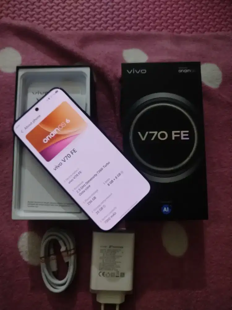 Vivo V70 FE 8/256 fullset ori mulus like new