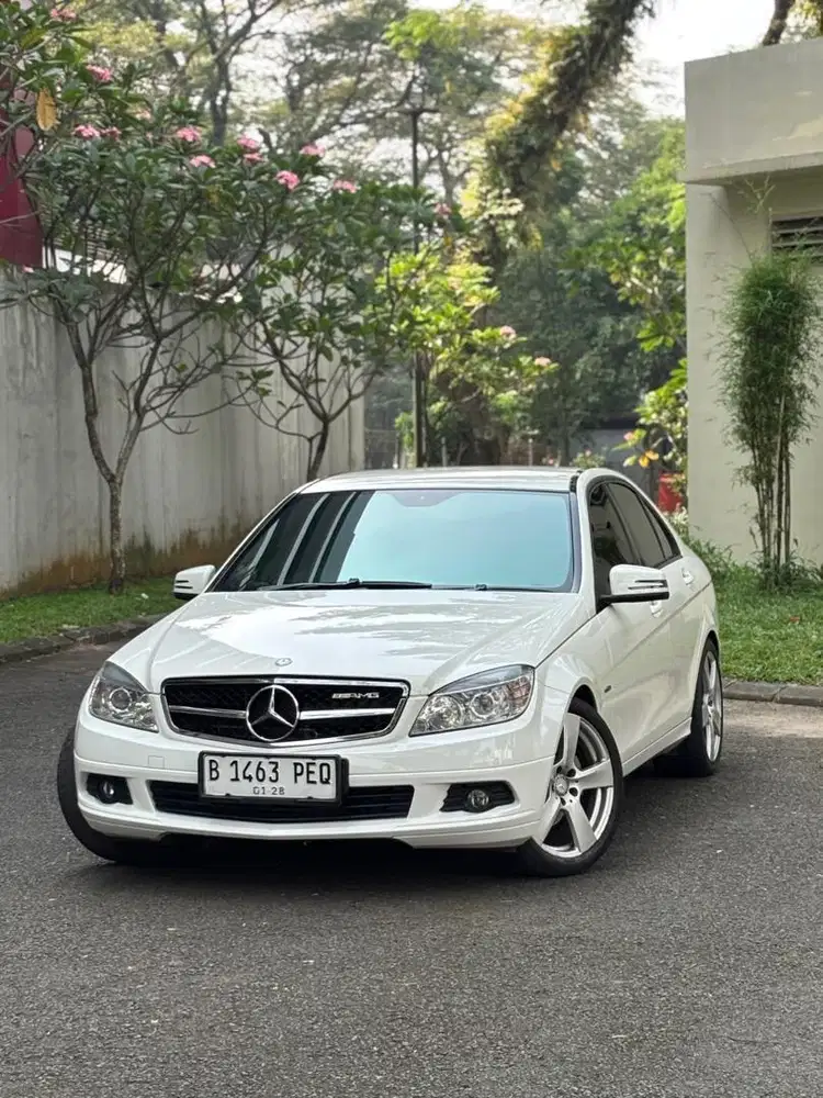 Mercedes Benz Mercy C200 W204 2011