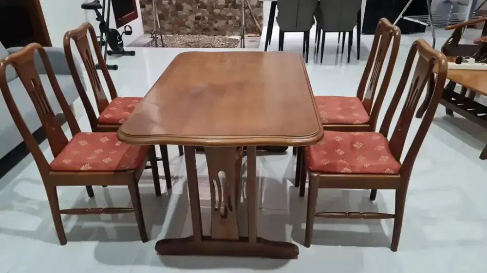 Meja makan Jati 1 set