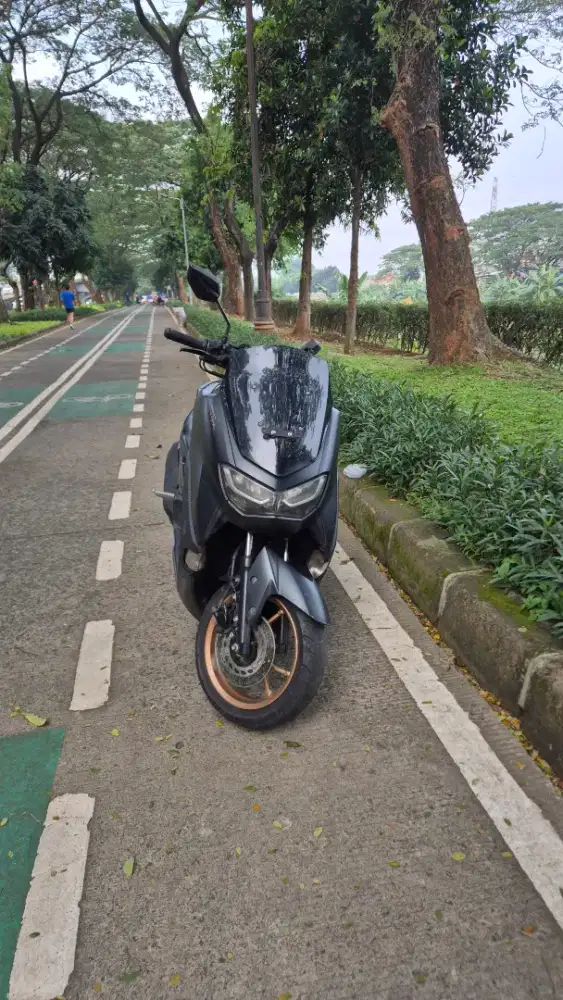 NMAX 2023 signature black low KM