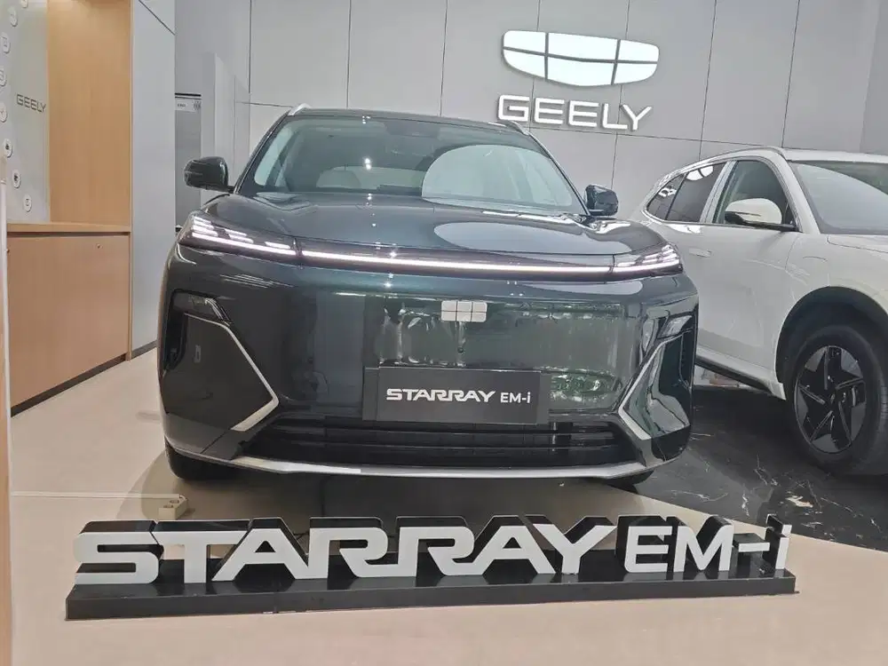 Geely Starray EM-i Plug-in Hybrid – SUV Mewah, Canggih & Super Irit!