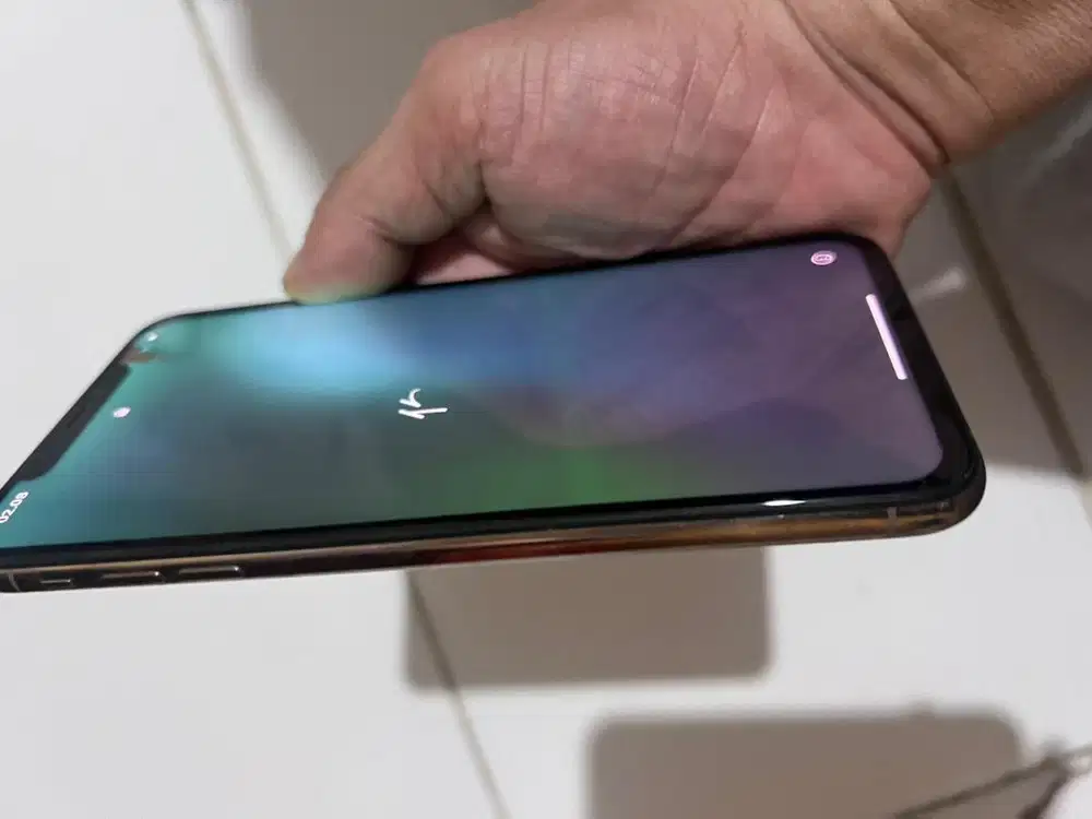 Iphone xs max. 256 gb warna gold