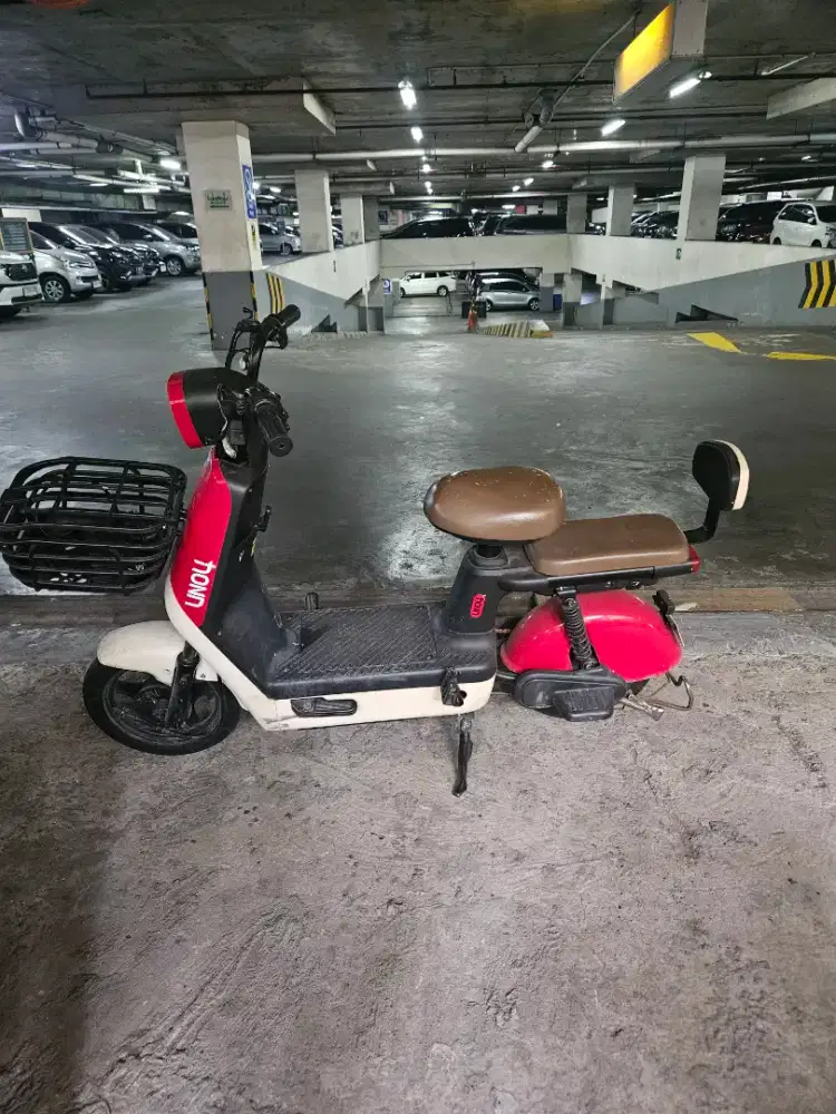 Sepeda listrik merk Viar