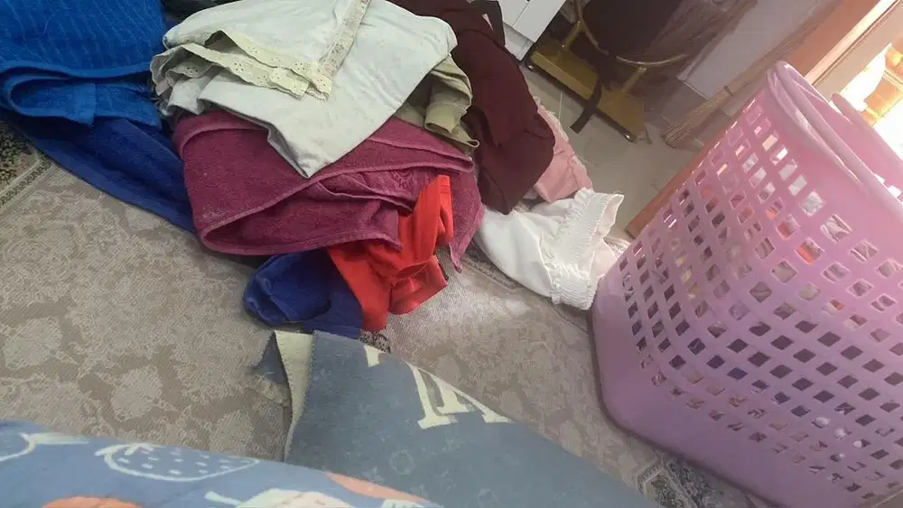 Di cari pengurus lansia khusus wanita