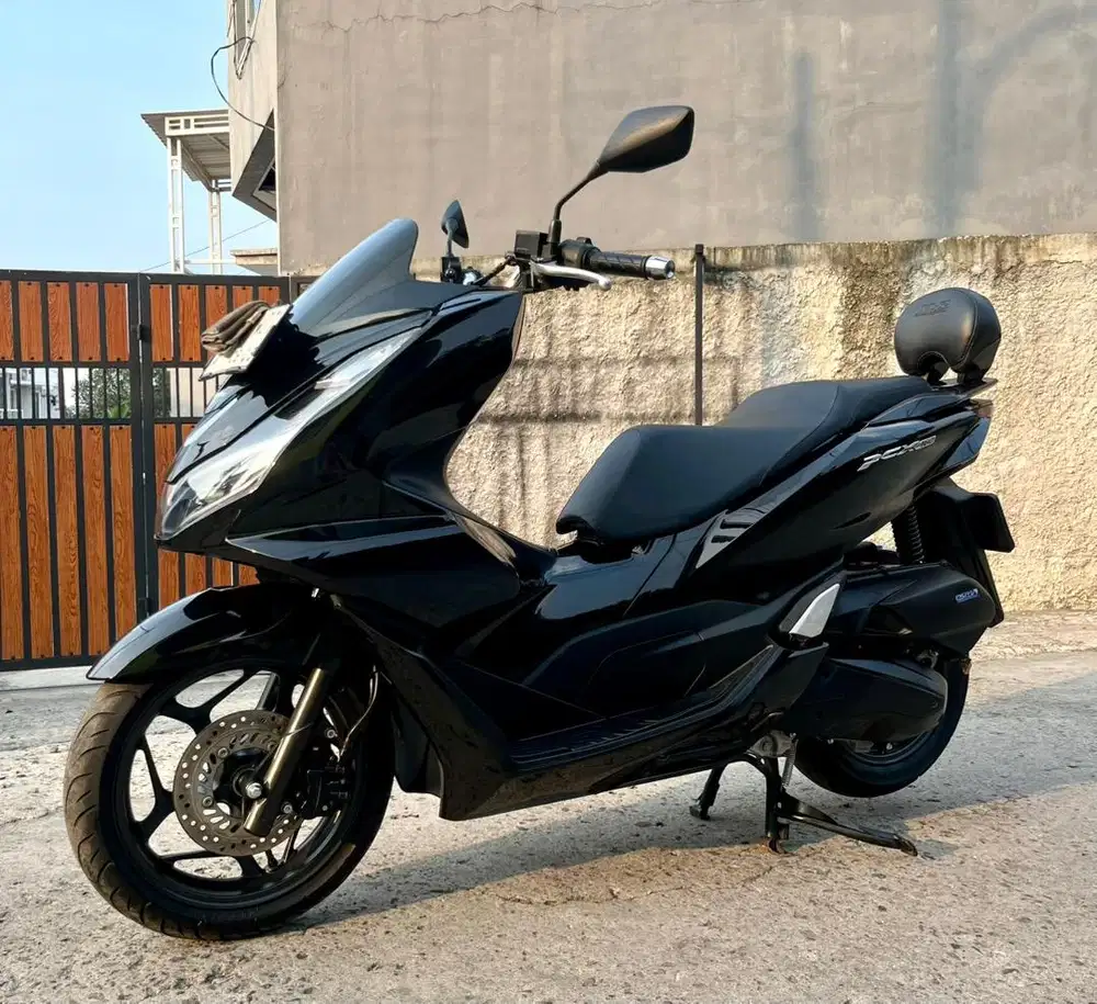 Dijual Cepat MULUSS New Honda PCX CBS 160Cc Th.2024