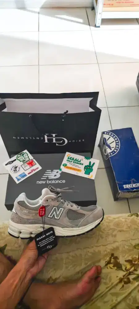 New Balance 2002R (43)