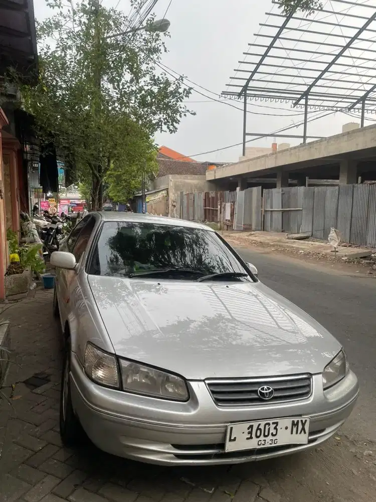 Dijual camry 2002 GLX manual