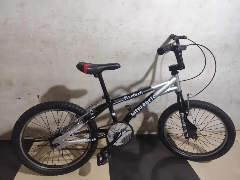 Sepeda bmx ukuran 20 siap pakai