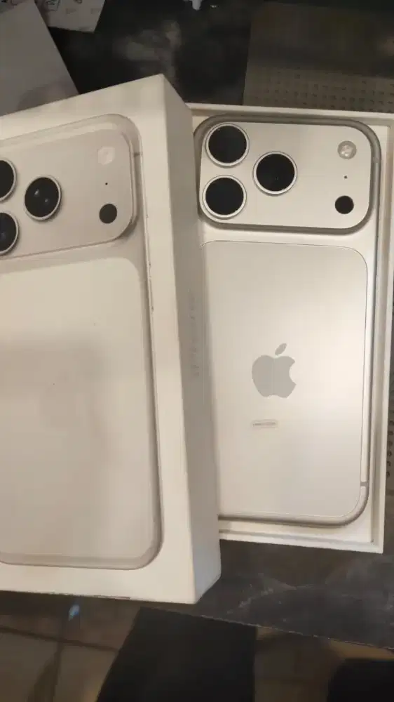 IPHONE 17 PRO 512 SECOND RESMI IBOX