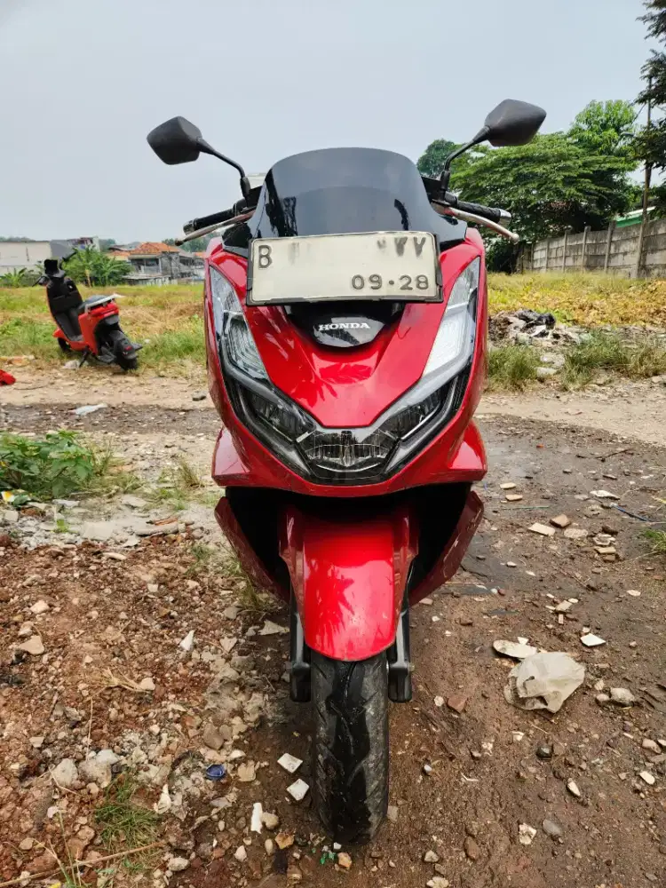 Sale PCX 160 2023 CBS (merah)