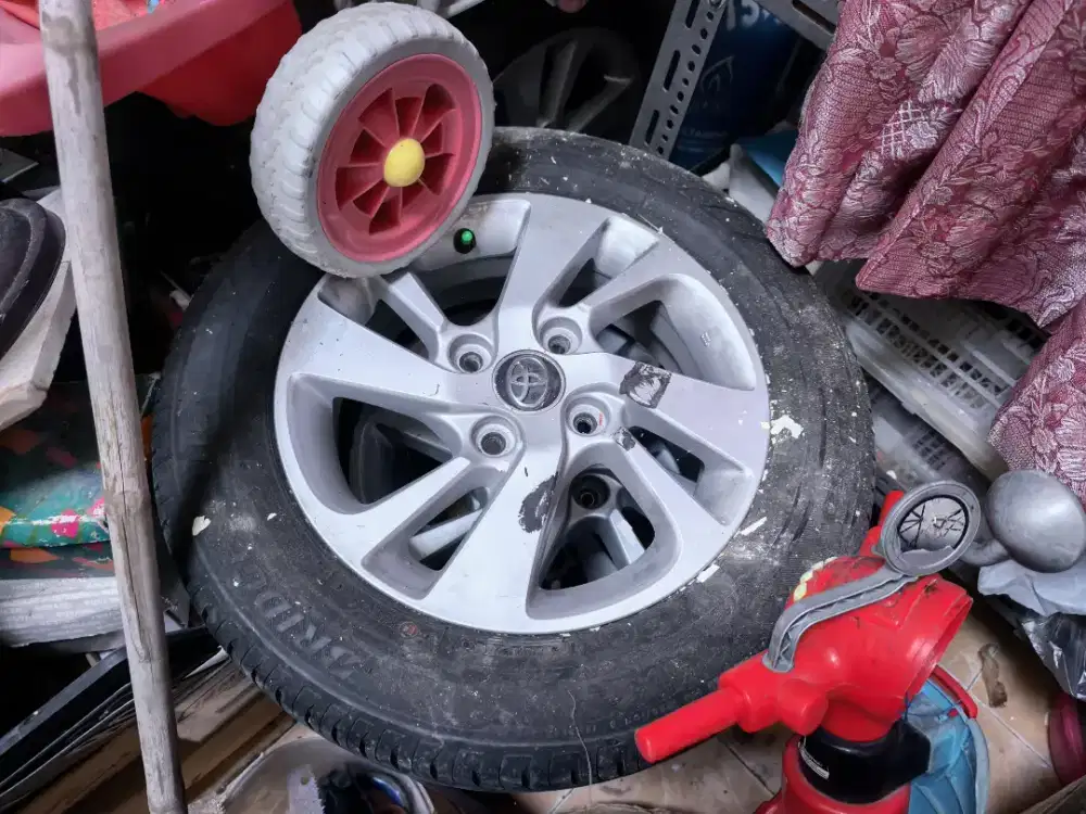 Dijual Velg Avanza Veloz 2017