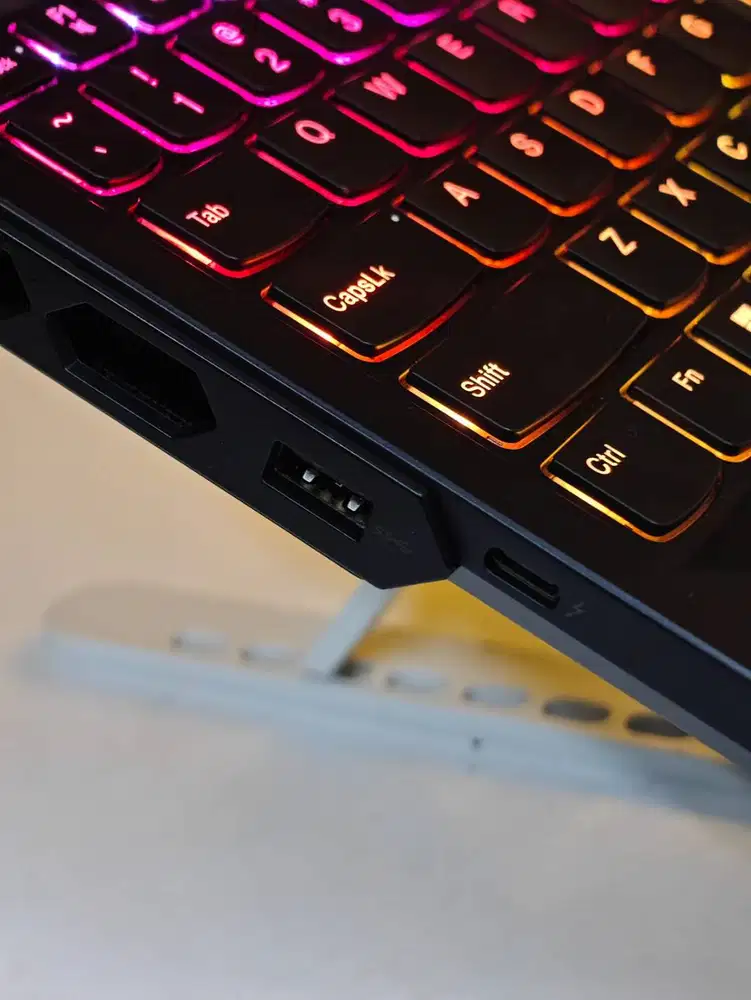 laptop gaming nih cocok main game berat