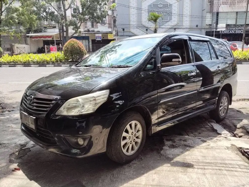 Toyota Innova V Diesel 2013