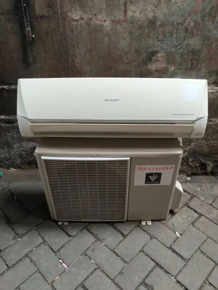 AC 1 pk low Watt merk Sharp 660 W