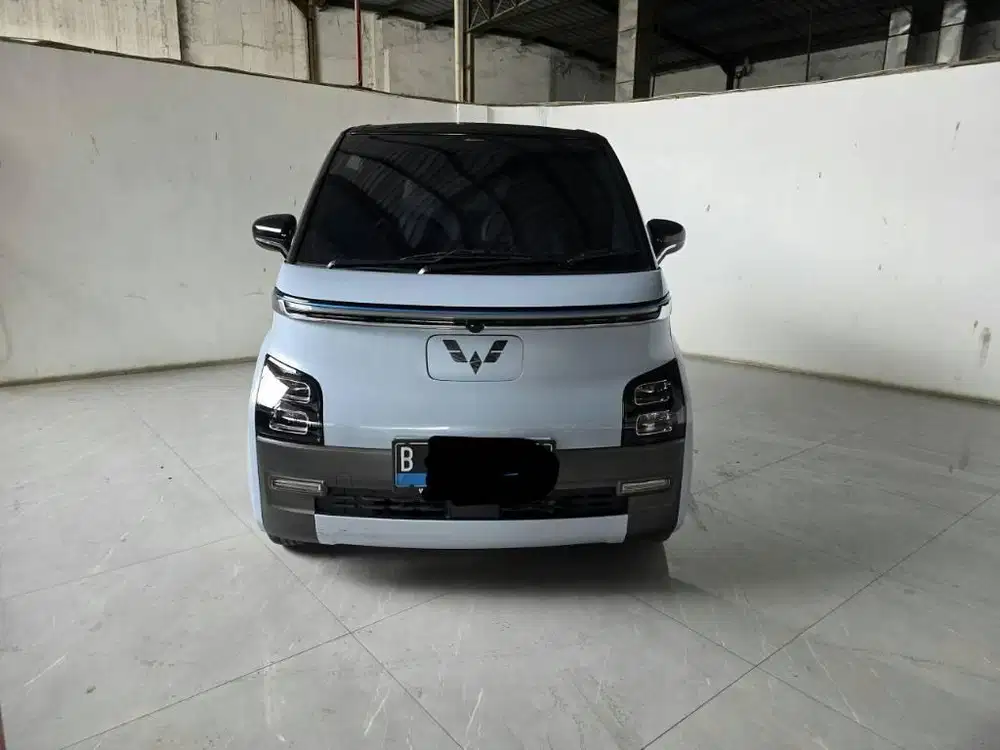 km 39rban Wuling Air EV 30 kw Long Range AT ( Matic ) 2022 Biru Muda