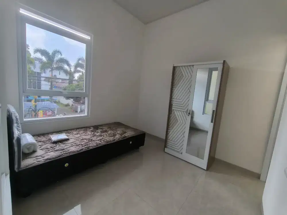 Kosan di tengah kota garut bangunan baru