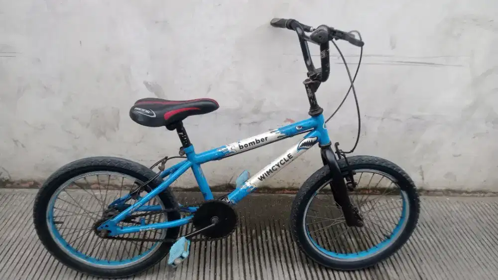 Sepeda BMX WIMCYCLE bomber Ukuran 18