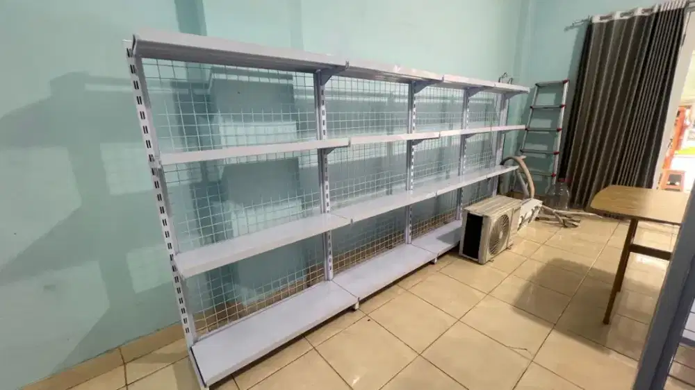 Rak gondola untuk display toko