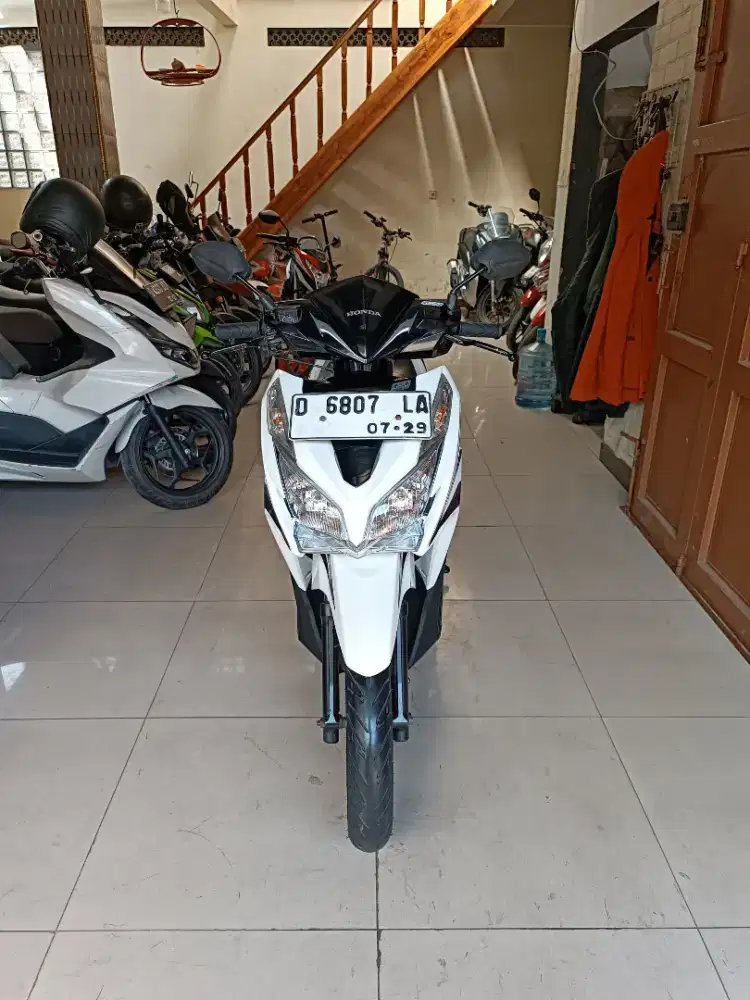 HONDA VARIO KZR CBS ISS 2014