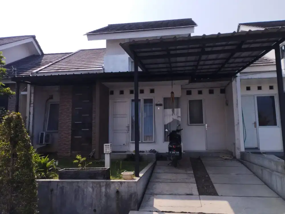 Disewakan rumah nyaman semi furnished di Perum. Kiara Residence, Bogor