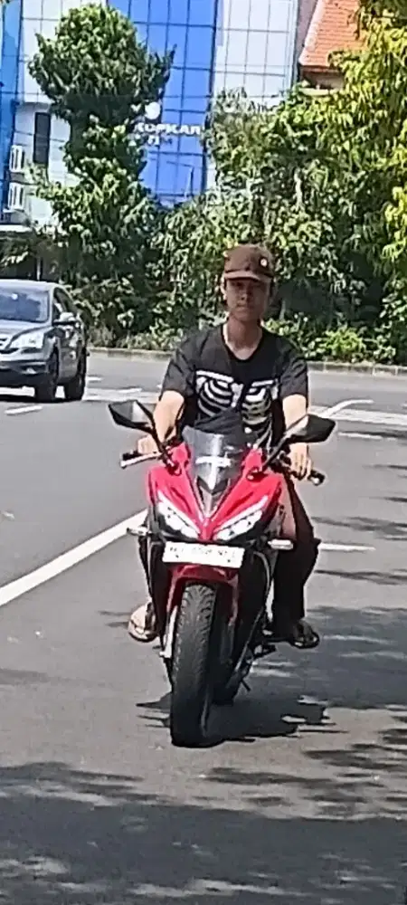Honda cbr 150 r