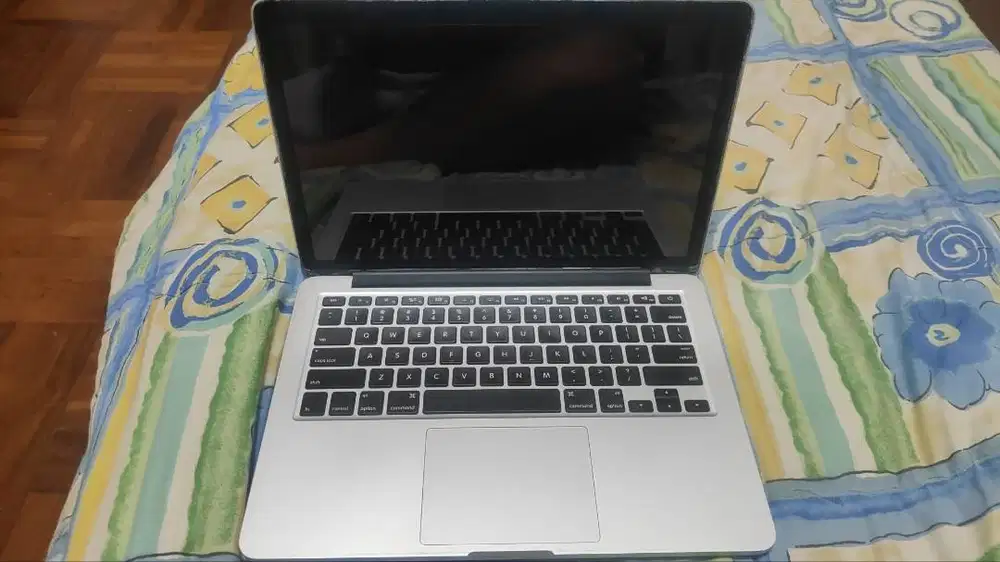 Macbook pro 13 2012 8gb ram i5 processor
