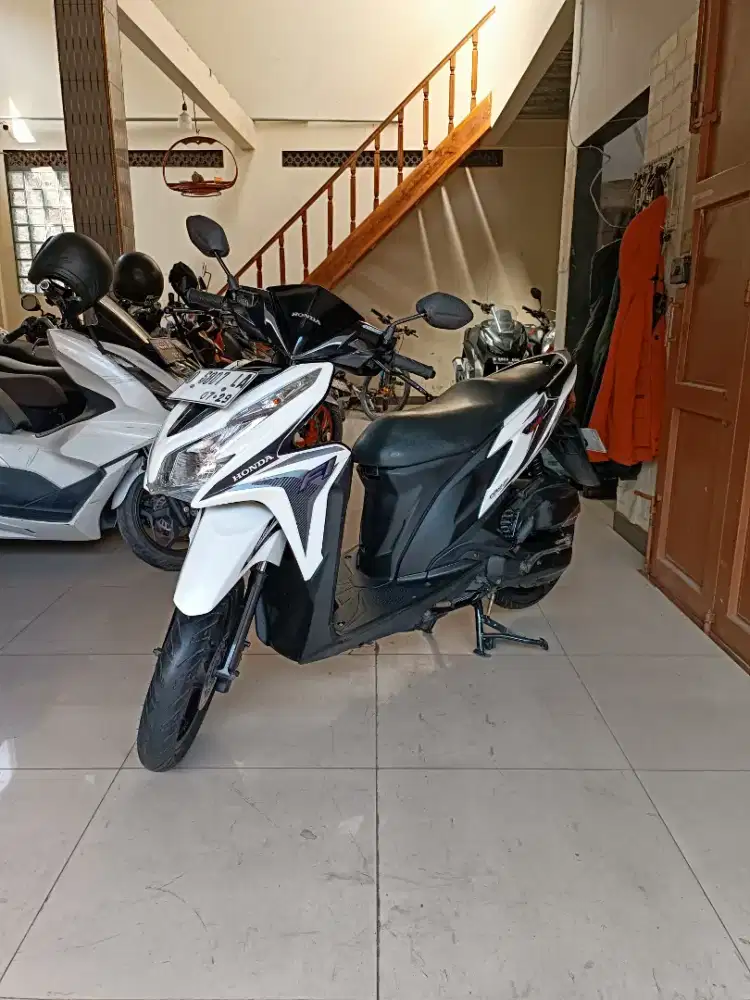 VARIO 125 KZR CBS ISS THN 2014