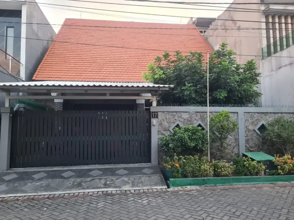 KEBONSARI ELVEKA SURABAYA _Bangunan Kokoh, terawat, ada pagar_