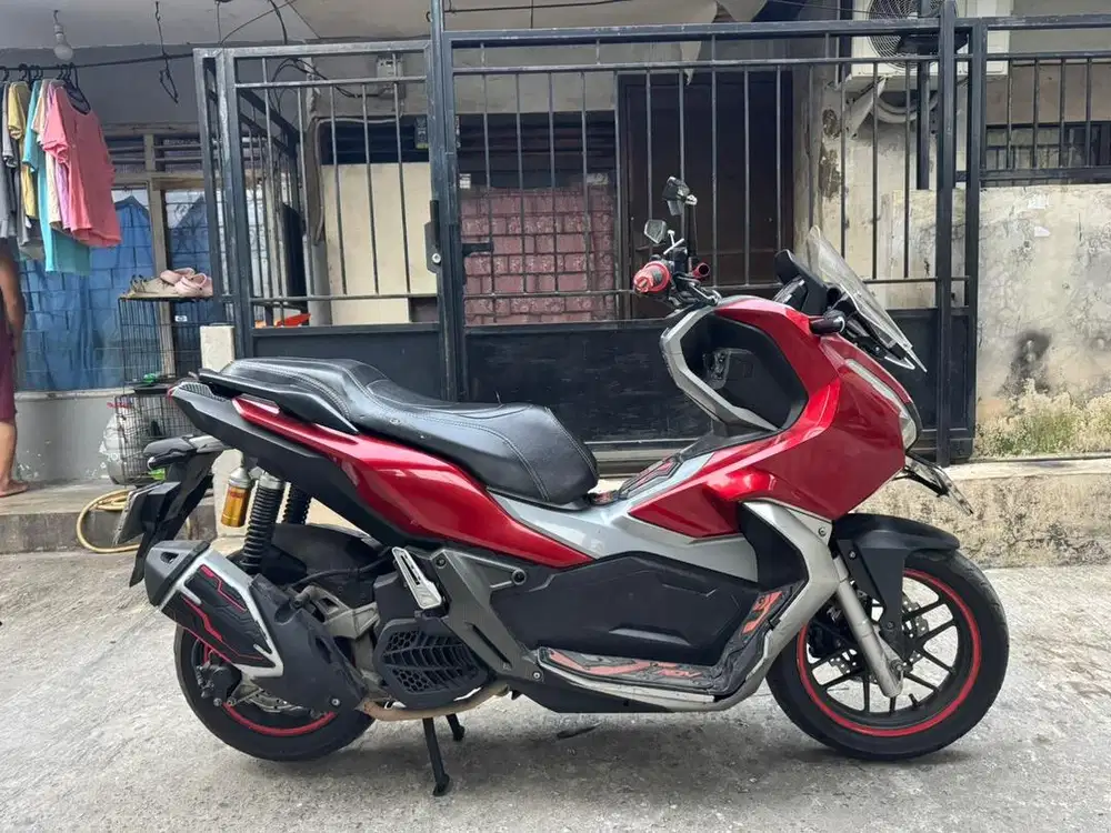 Honda ADV thun 2021 mesin halus jozz siap gas jalan gan.