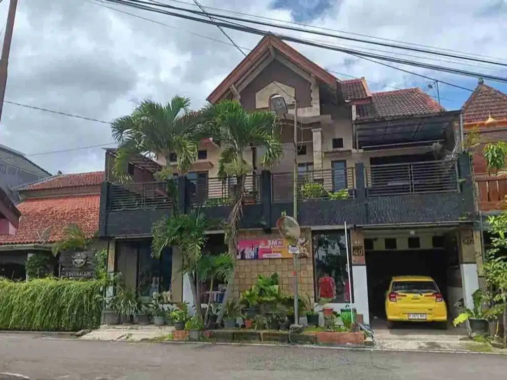 Rumah Sulfat Agung 2Lantai Kota Malang