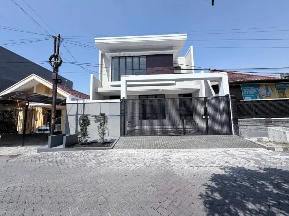 Baru Gress ‼️ Dijual Rumah Siap Huni di Sutorejo Surabaya , Open space konsep Carport 2 mobil