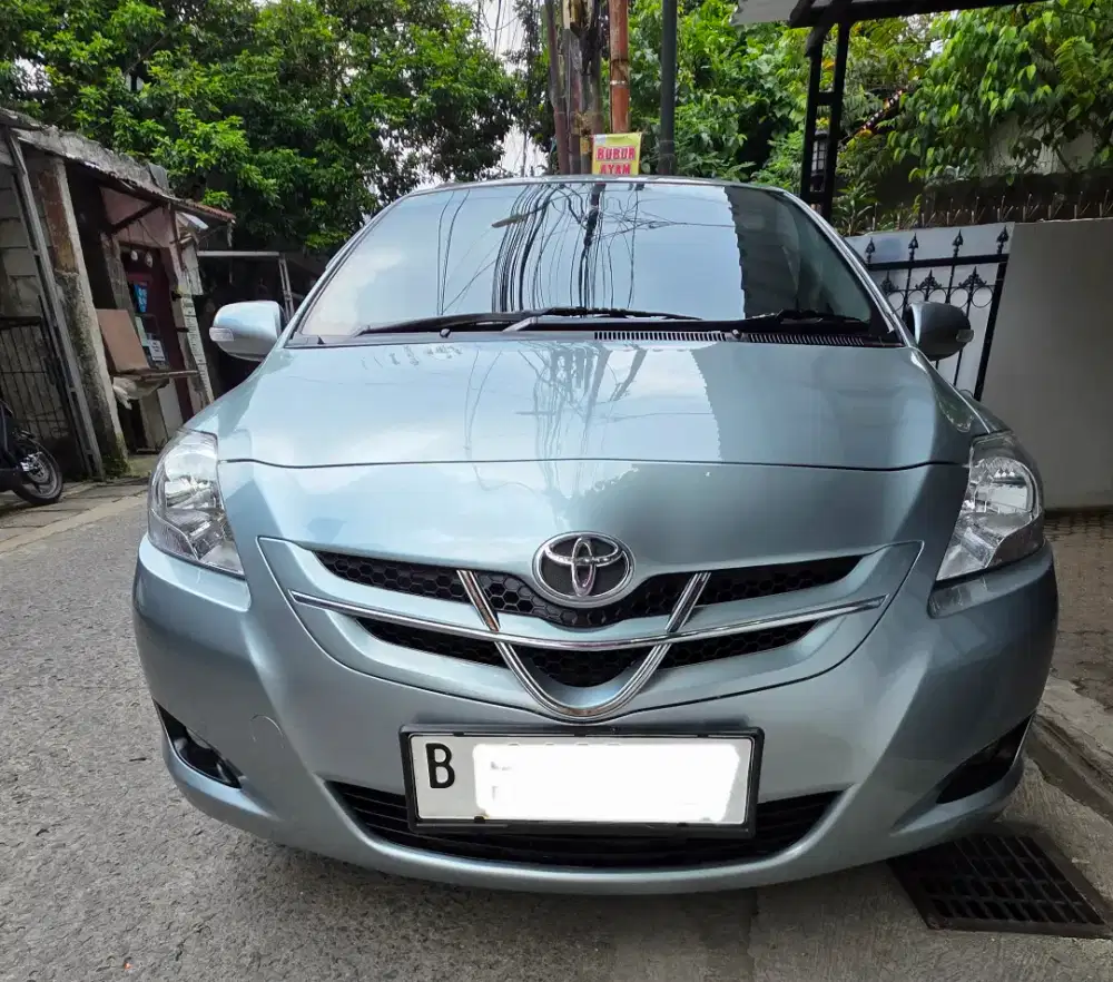 Toyota Vios 2008 G automatif Silver MULUS