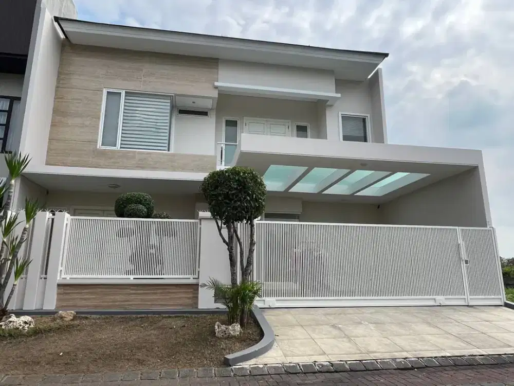 RUMAH CITRALAND, MINIMALIS SIAP HUNI*Hadap Utara