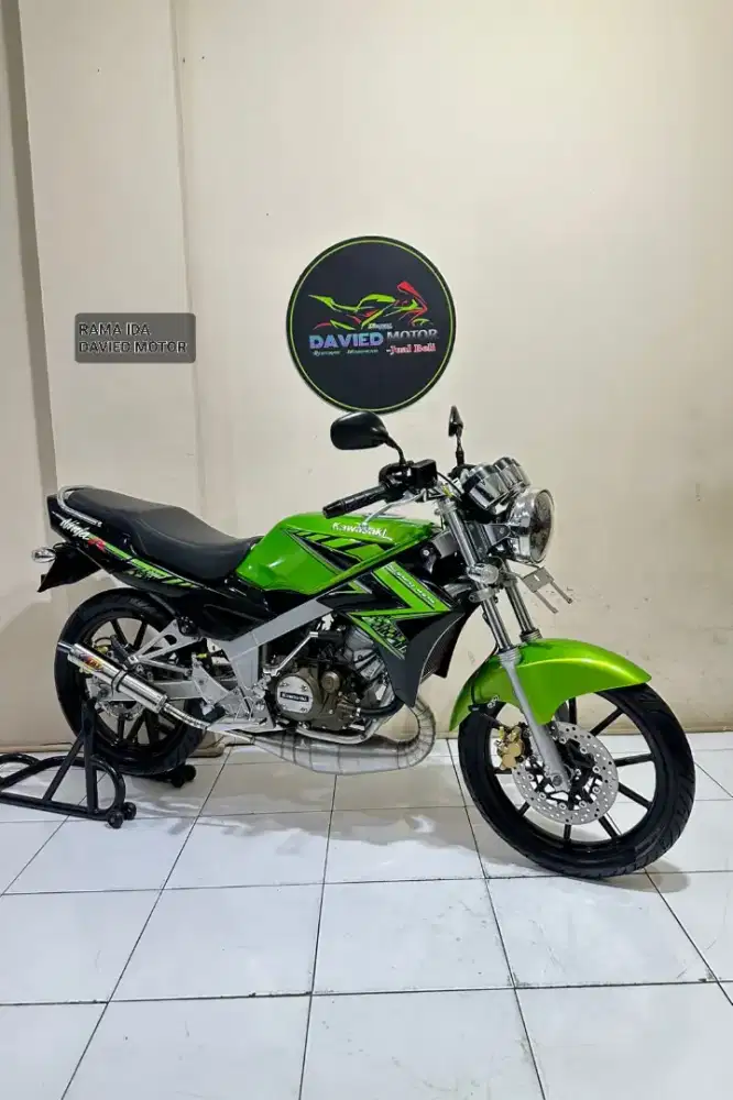 Ninja R 2015 last edition plat F pajak panjang motor siap pake aja