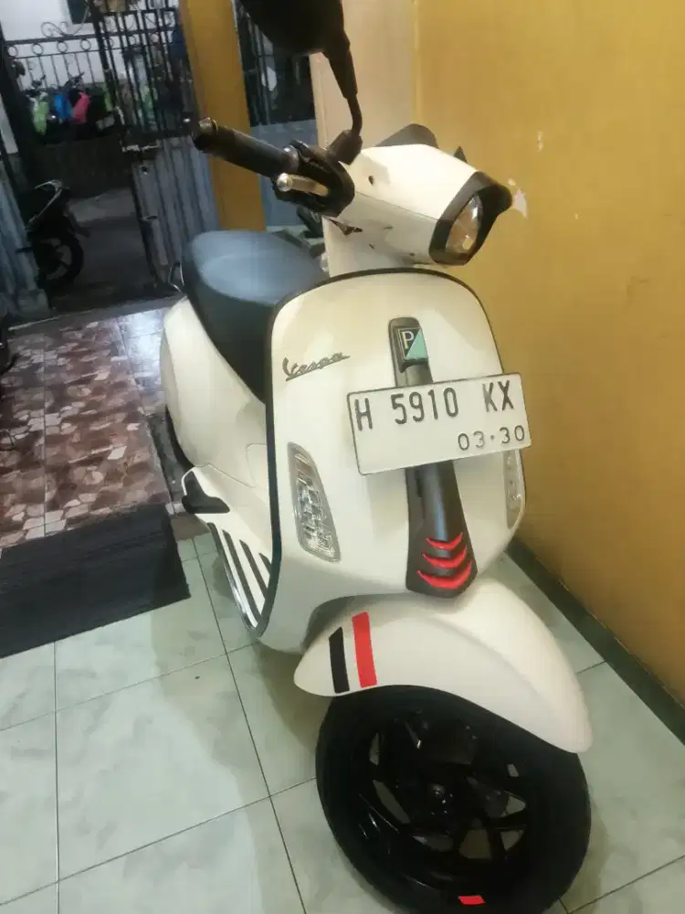 Dijual vespa sprint s 150