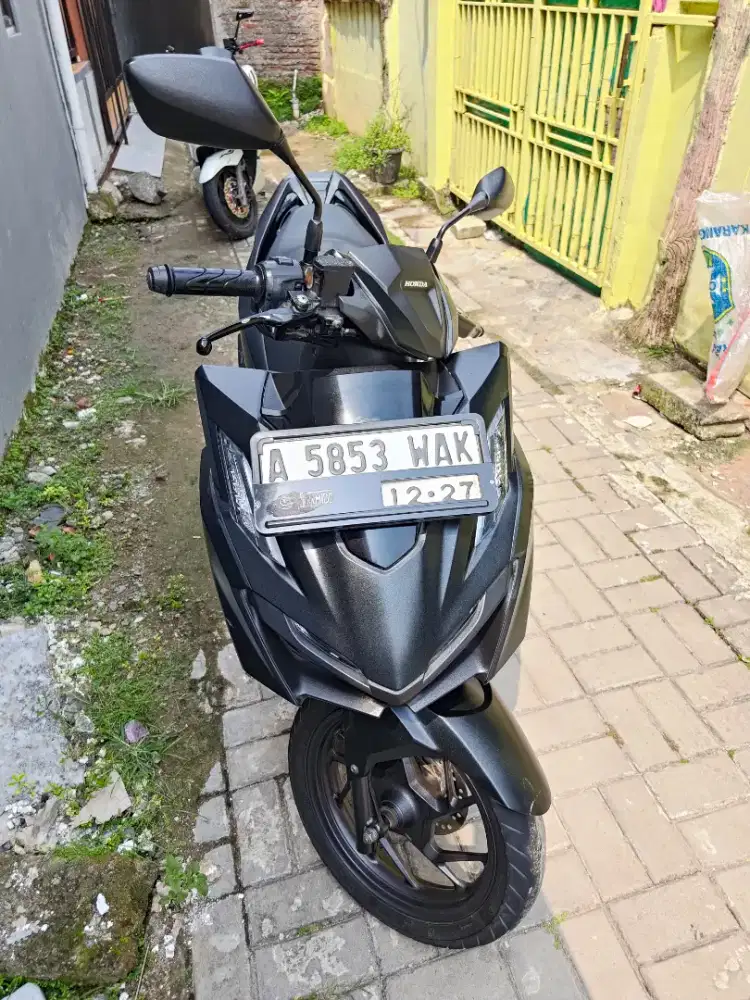 Vario 160cc CBS Tahun 2022 full black