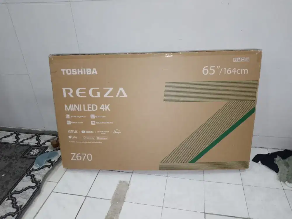 Kardus TV Toshiba 65
