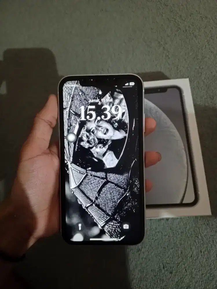 iphone xr 128 white inter